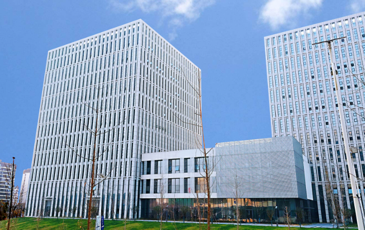 日用百货经销货源批发渠道选择与成本控制要点解析